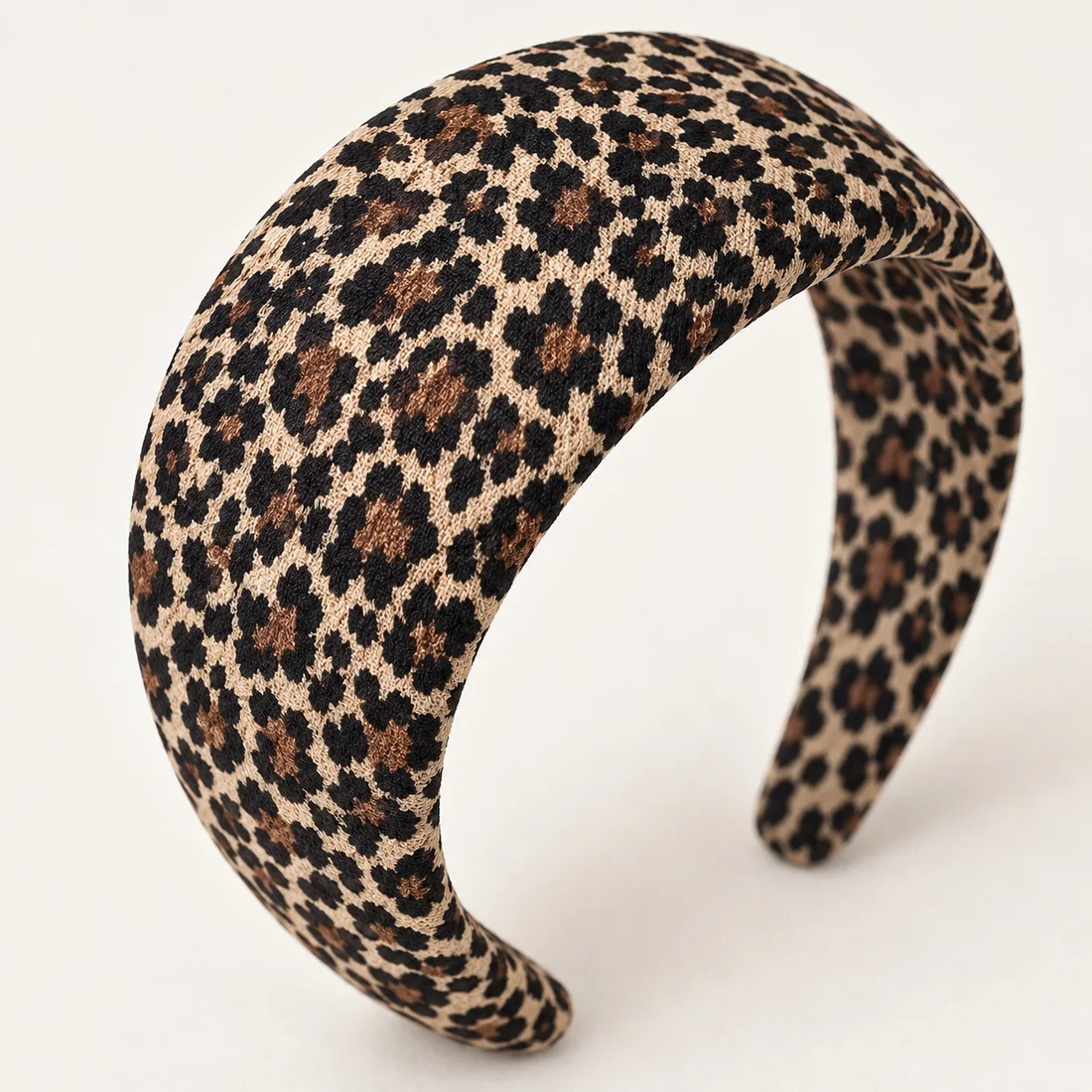 Bandeau léopard rigide large · détail du motif