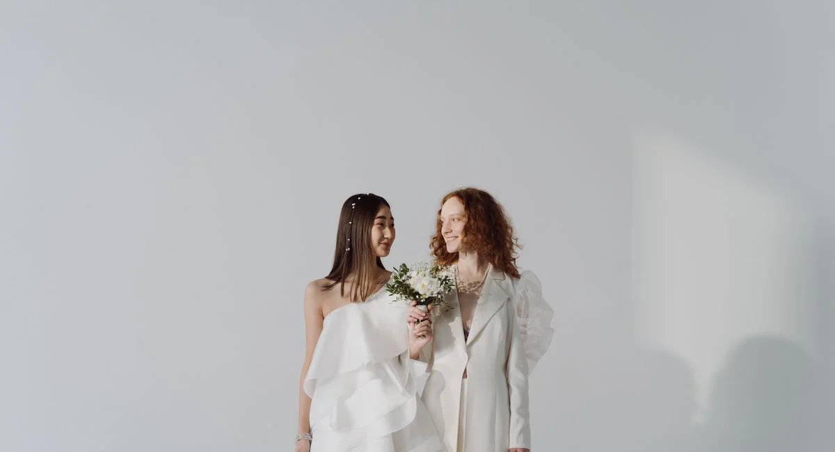 Illustration : le blanc, le noir et les nuances à manier selon le rôle